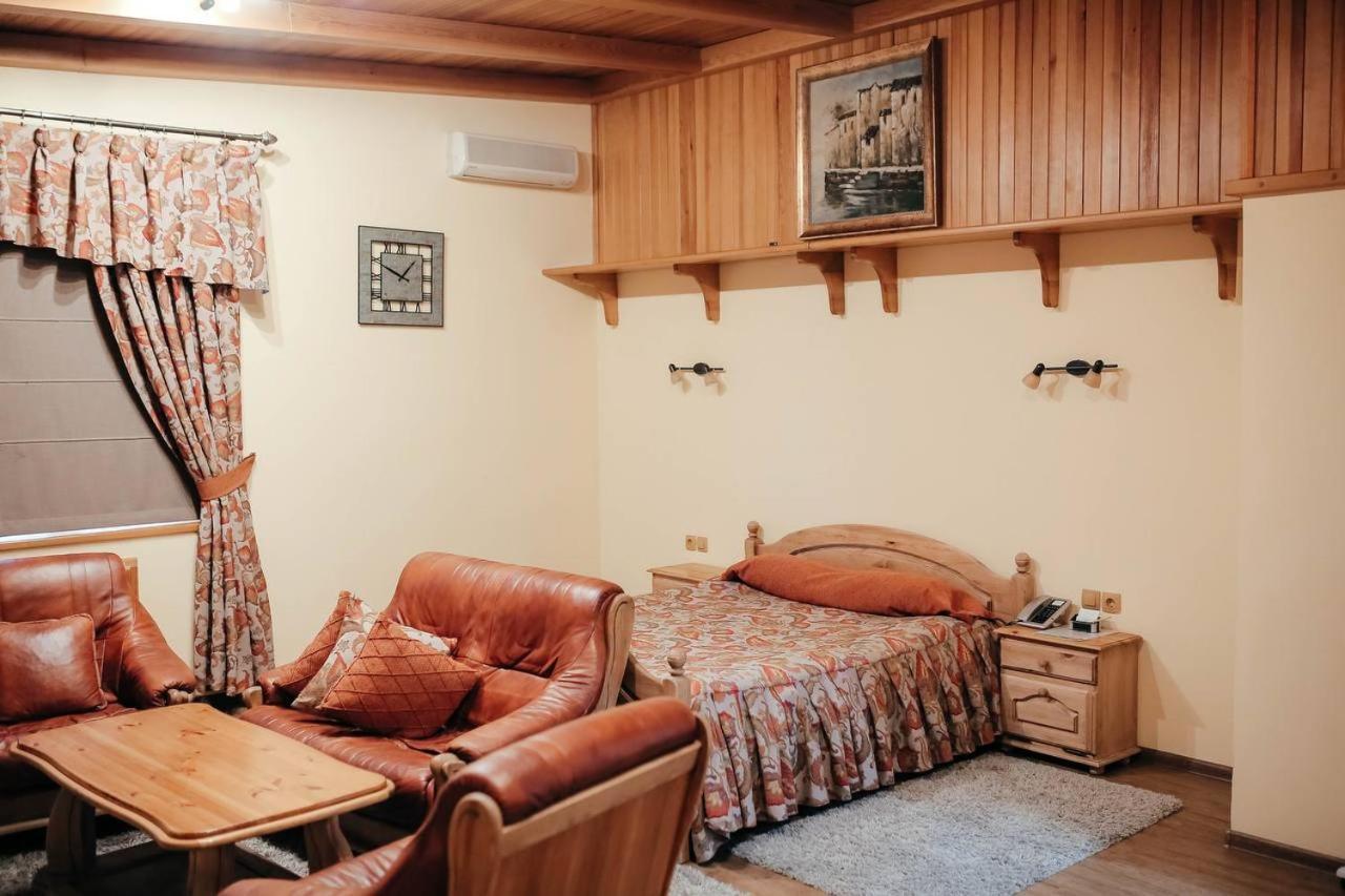 Тау-House Hotel Kok-Shoky Exterior foto