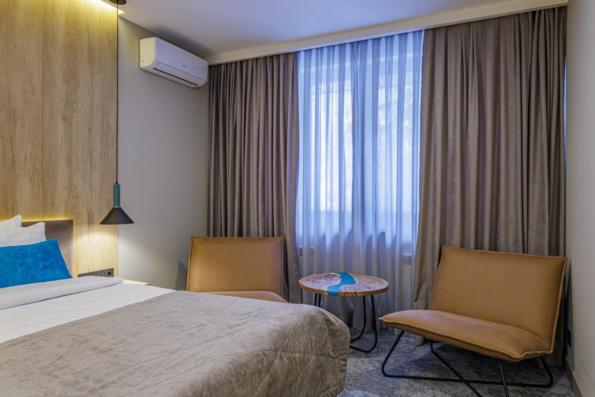 Тау-House Hotel Kok-Shoky Exterior foto